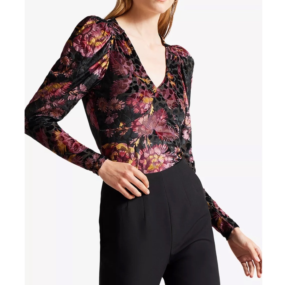 TED BAKER Ettya Floral-Print V-neck Stretch-Jacquard Top Size 6
